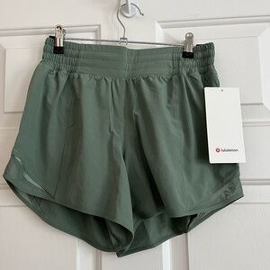 Lululemon Hotty Hot High-Rise Lined Grey Eucalyptus Shorts 4" | Size 6 | NWT
